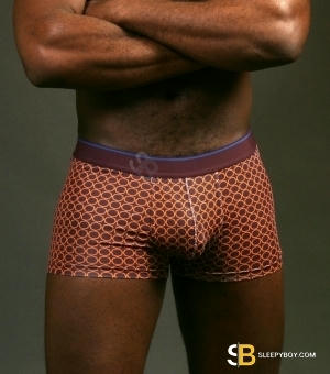 Gay Escort Thyrone 38yr - role