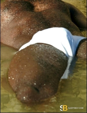 Gay Escort Thyrone 38yr - cum on body