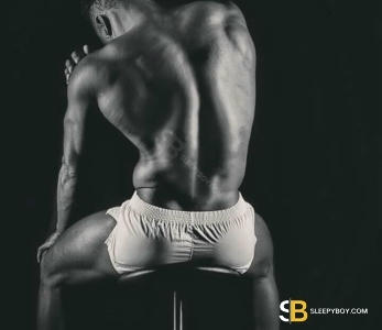 Bisexual Escort Xxlhungstallionbi 26yr - massage