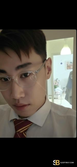 Gay Escort &pound;80 Matthew Asian Massage 24yr - blowjob