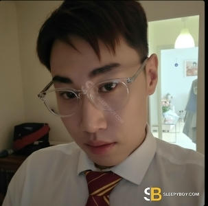 Gay Escort &pound;80 Matthew Asian Massage 24yr - cum on body