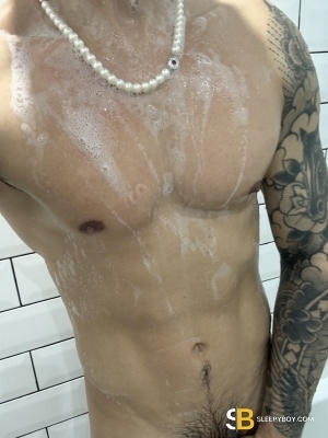 Bisexual Escort New Pics- Pedro 26yr - trios