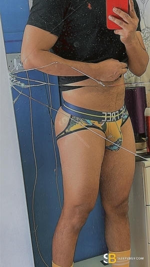 Bisexual Escort Anurag 25yr - massage