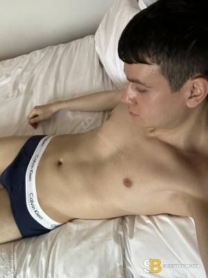 Gay Escort Hope 23yr - always safe sex