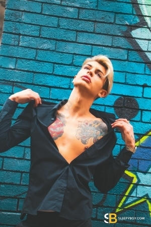 Escort Rio 21yr - shoes