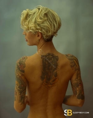 Gay Escort British Ryo 22yr - dirty talk