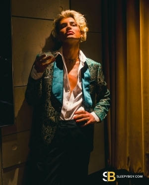 Gay Escort British Ryo 22yr - dirty talk