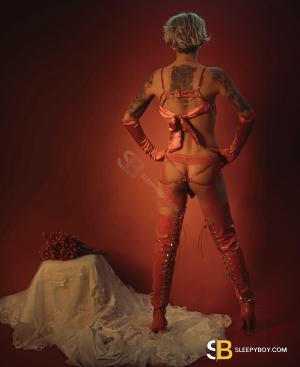 Gay Escort British Ryo 22yr - dirty talk