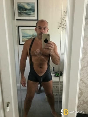 Gay Escort Malemasseur -jamie 44yr - sportwear
