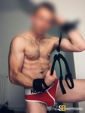 Gay Escort Liam 30yr - massage