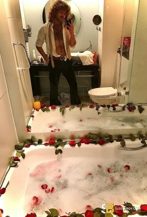 Gay Escort Kemp Massage 26yr - always safe sex