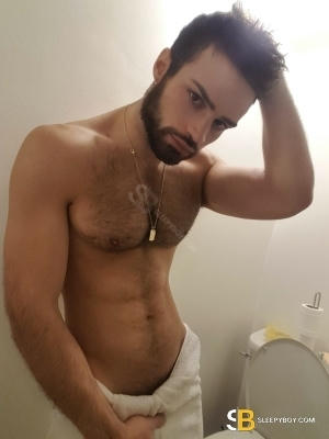 Gay Escort Davide 24yr - licking