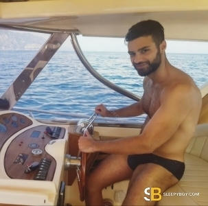 Gay Escort Davide 24yr - licking