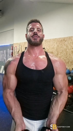 Gay Escort David C 35yr - double penetration