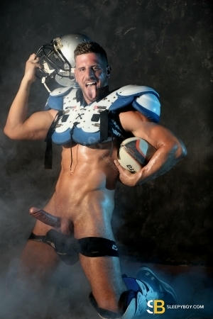 Gay Escort David Cork 35yr - sportwear