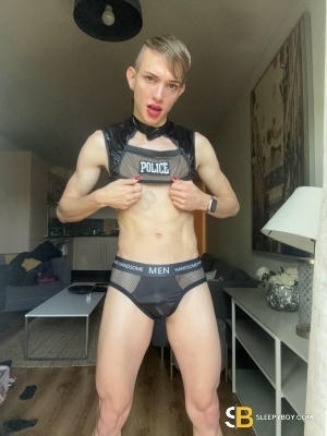 Gay Escort Derick 21yr - always safe sex