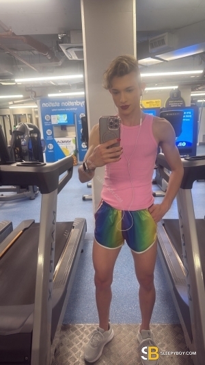 Gay Escort Derick Top 21yr - always safe sex