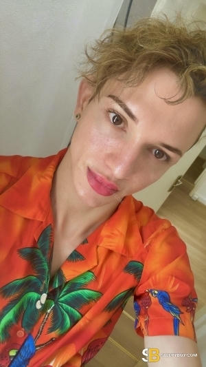 Gay Escort Derick Top 21yr - always safe sex