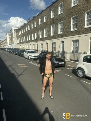 Gay Escort Derick Top 21yr - always safe sex