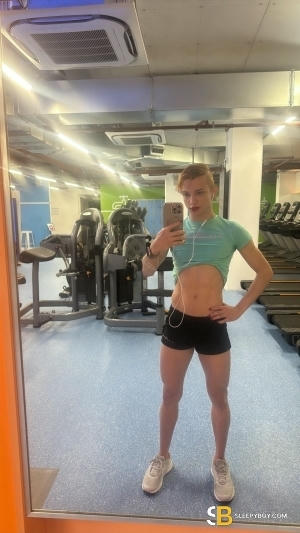 Gay Escort Derick 21yr - always safe sex