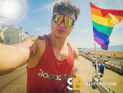 Bisexual Escort Vince Br 25yr - blowjob