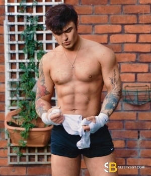 Bisexual Escort Vince Br 25yr - trios