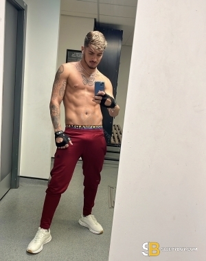 Gay Escort Tales_brazilian_xxl 22yr - always safe sex