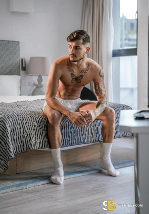 Gay Escort Tales_brazilian_xxl 22yr - always safe sex