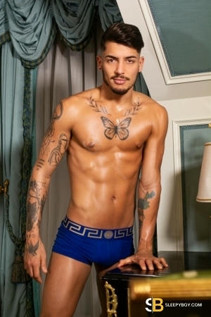 Gay Escort Talesxxl 22yr - massage