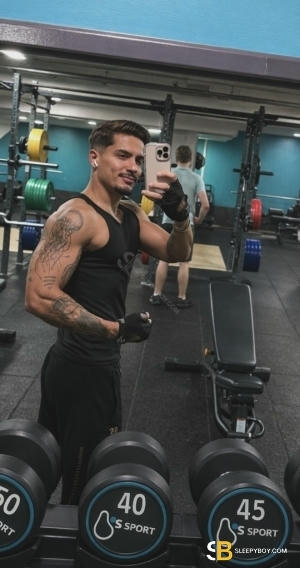 Gay Escort Tales_brazilian_xxl 25yr - massage