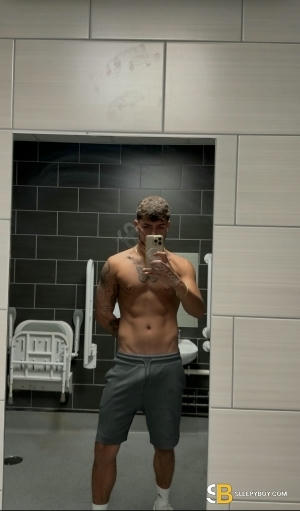 Gay Escort Tales_brazilian_xxl 24yr - massage