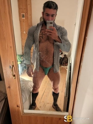 Gay Escort Phi Masseur 28yr - blowjob