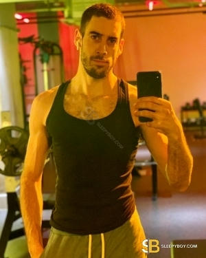 Escort Adriano 30yr - masseur