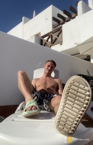 Bisexual Escort Grey 25yr - always safe sex