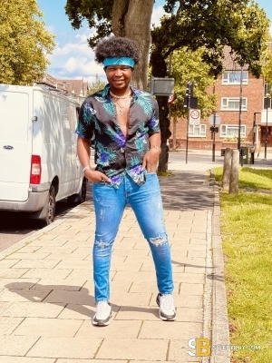 Gay Escort Prince 33yr - licking