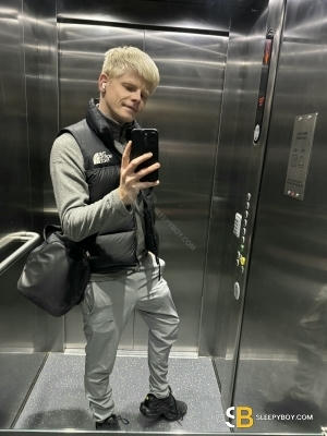 Gay Escort Kay 24yr - always safe sex