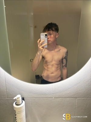 Gay Escort 🇬🇧 Kameron 21yr - double penetration