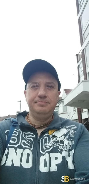 Gay Escort Giorgio 45yr - licking