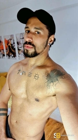 Gay Escort Alan 30yr - sucking