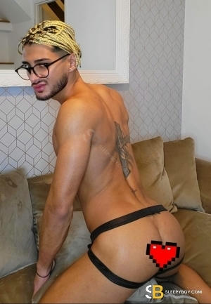 Bisexual Escort Patrik 24yr - masseur
