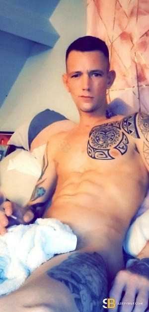 Gay Escort Rhys 29yr - licking