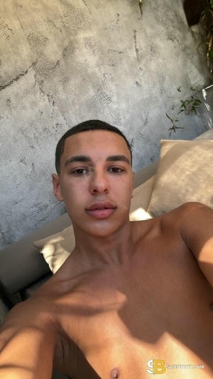 Gay Escort Vipteddyjoex 21yr - sucking