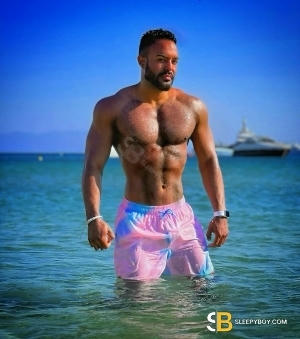 Gay Escort Bruno Reis 30yr - trios