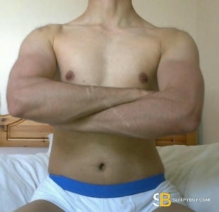 Gay Escort R 26yr - always safe sex