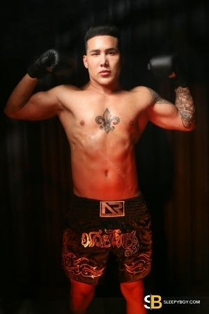 Bisexual Escort Chris_xl 27yr - sex slaves