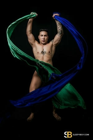 Bisexual Escort Chris_xl 27yr - trio m/m