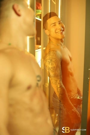 Bisexual Escort Chris_xl 27yr - gangbang