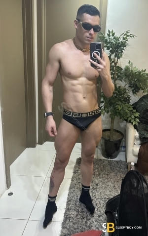 Gay Escort Noah Muller 22yr - sauna