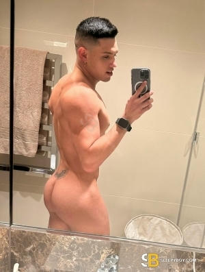 Gay Escort Marcello 23yr - massage