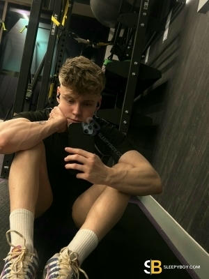 Bisexual Escort Rory 23yr - trios